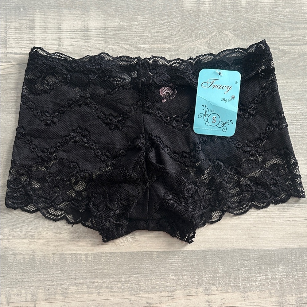 Tracy - Lace Boyshort Panties - Size Small (Black)